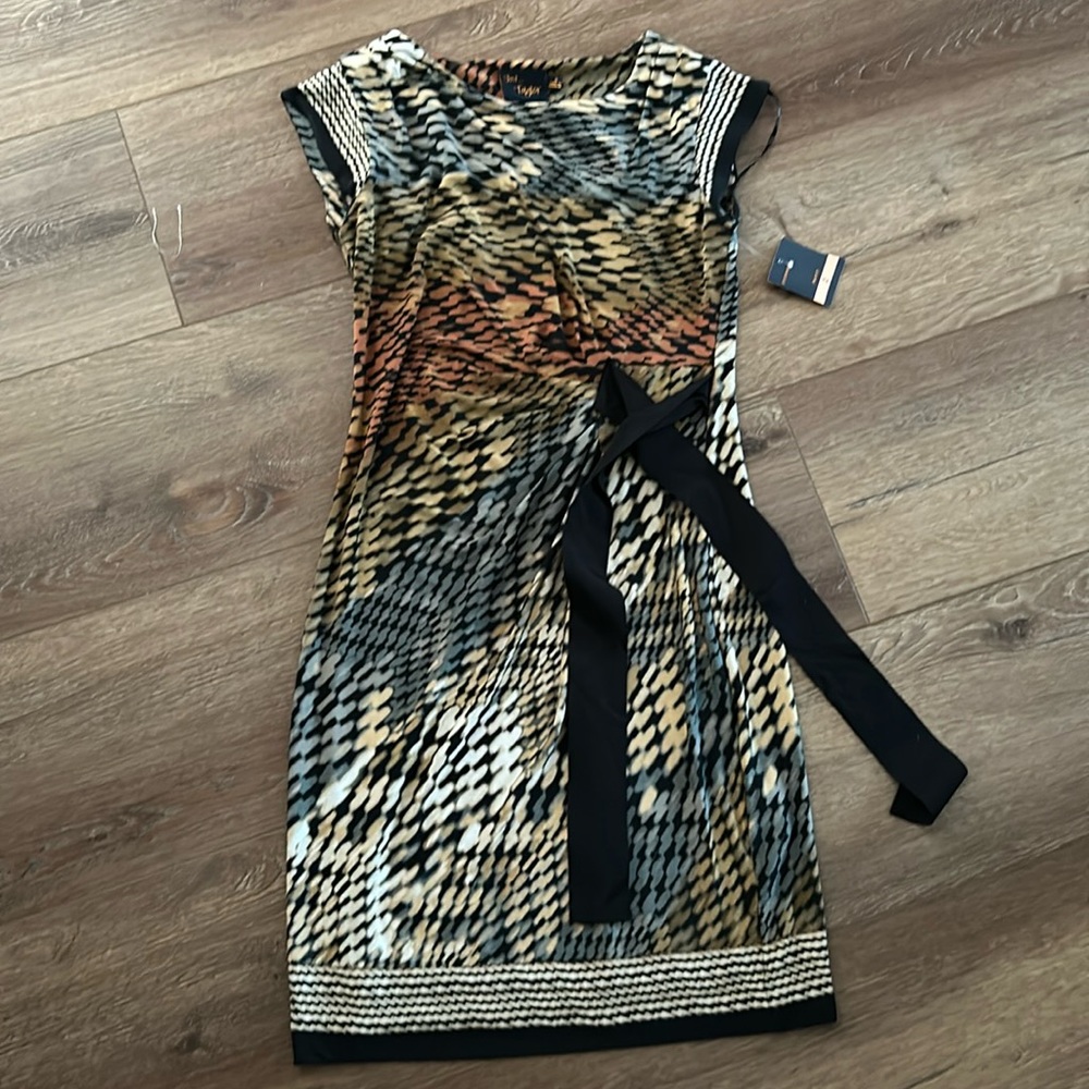 Women’s dress. New with tags